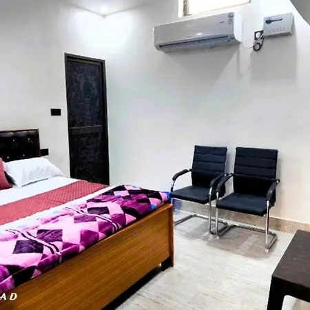 Gr Hotel Mateshwari Palace Ayodhya - Hotel-At-Prime-Location Spacious-Room Exterior photo