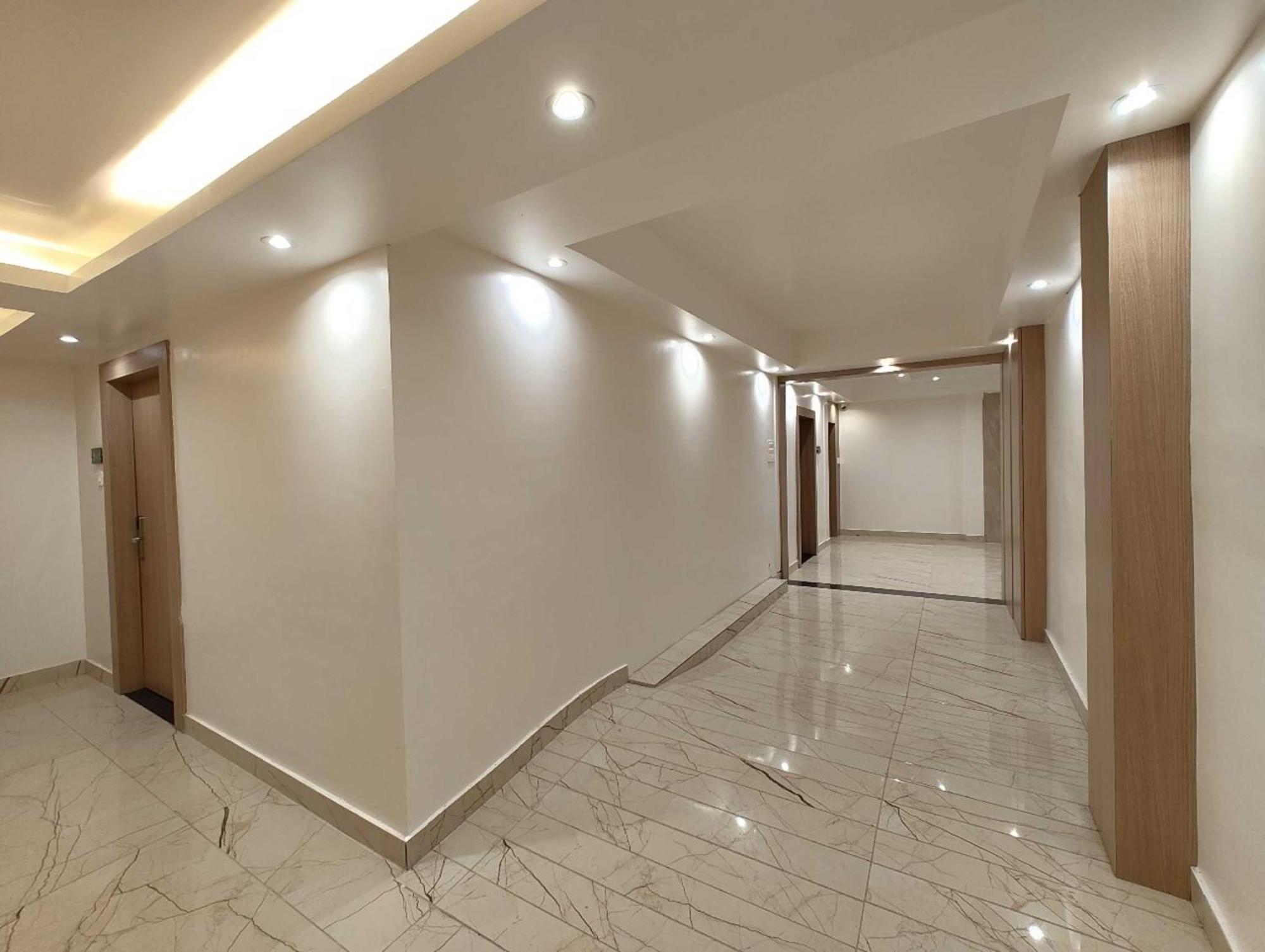 Gr Mateshwari Palace - Hotel-at-prime-location Spacious-room Homestay